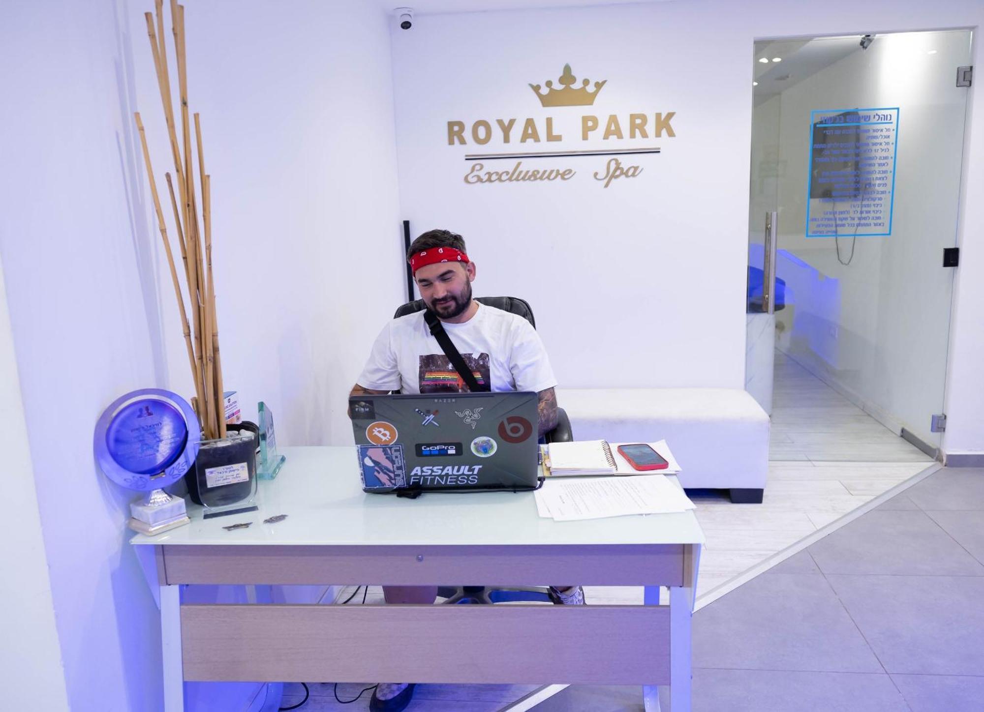 Fisharent Luxury Royal Park Suites Эйлат Экстерьер фото